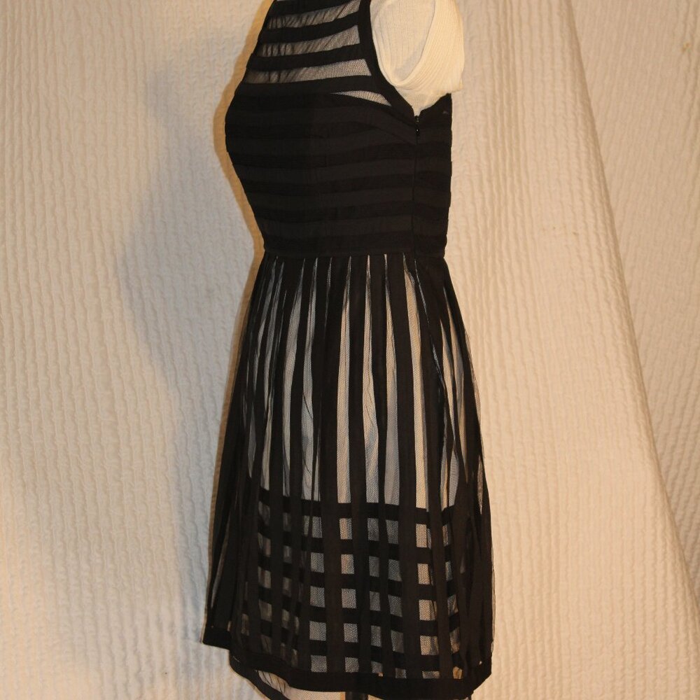 Cynthia Steffe Dress LBD Black Mesh Sheer Stripe Cocktail Formal  Size 8 - Picture 2 of 12